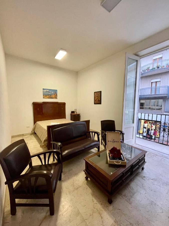 Calici Di Marsala - Via Roma 73 Lägenhet Exteriör bild
