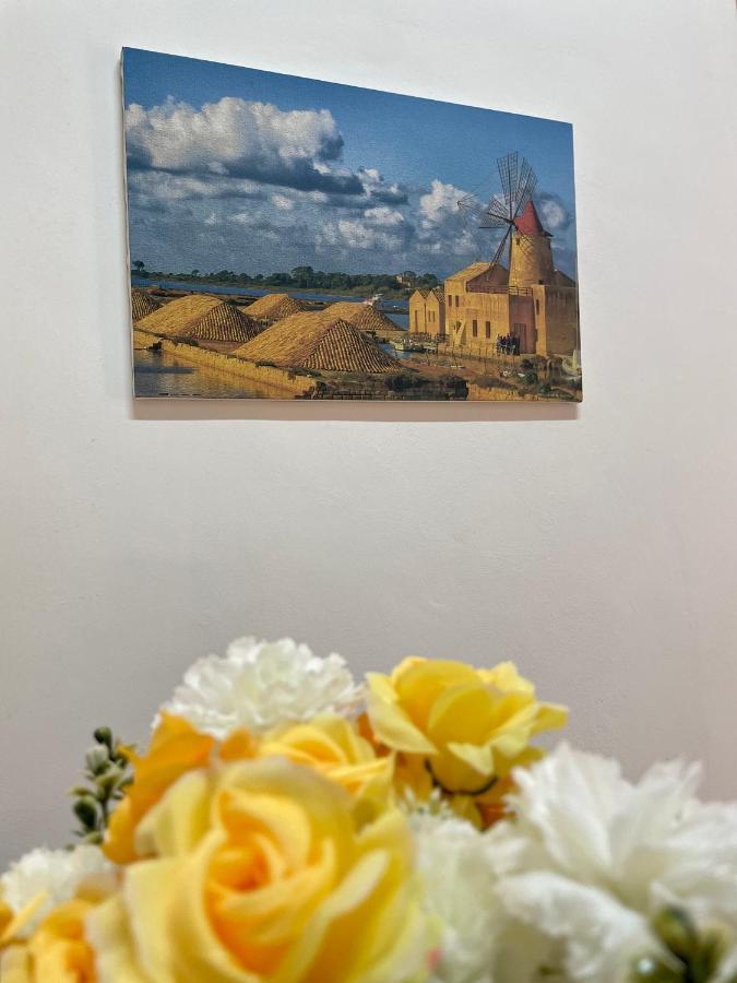 Calici Di Marsala - Via Roma 73 Lägenhet Exteriör bild